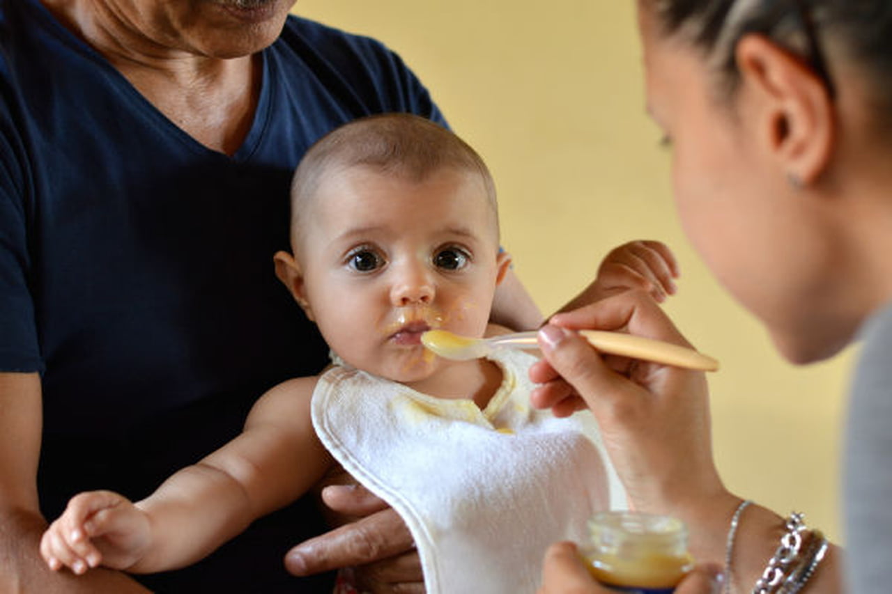 ضعف شهية الطفل الرضيع , كيف افتح شهيه طفلي؟